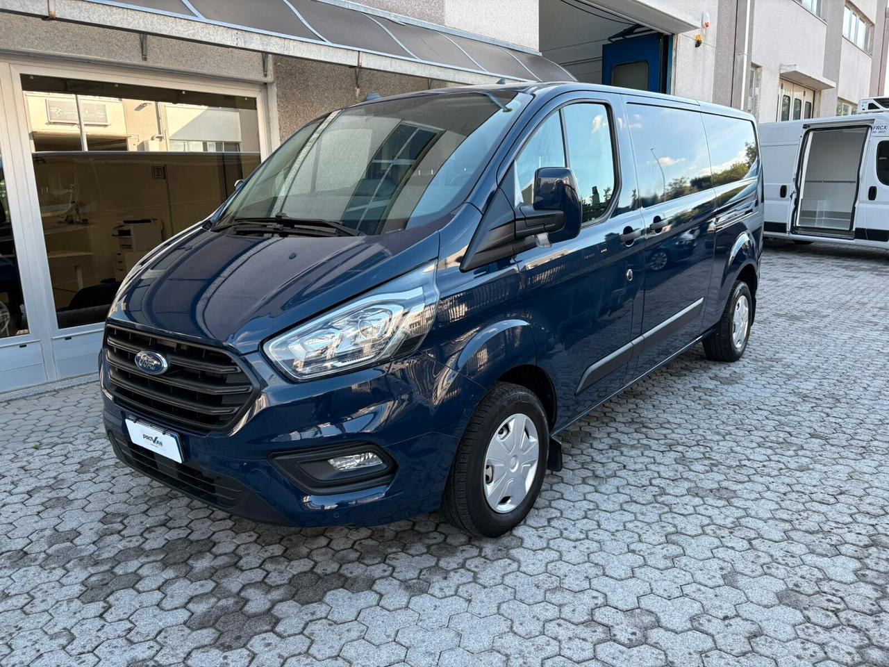 Ford TRANSIT CUSTOM L2 H1 Hybrid EcoBlue 130 cv