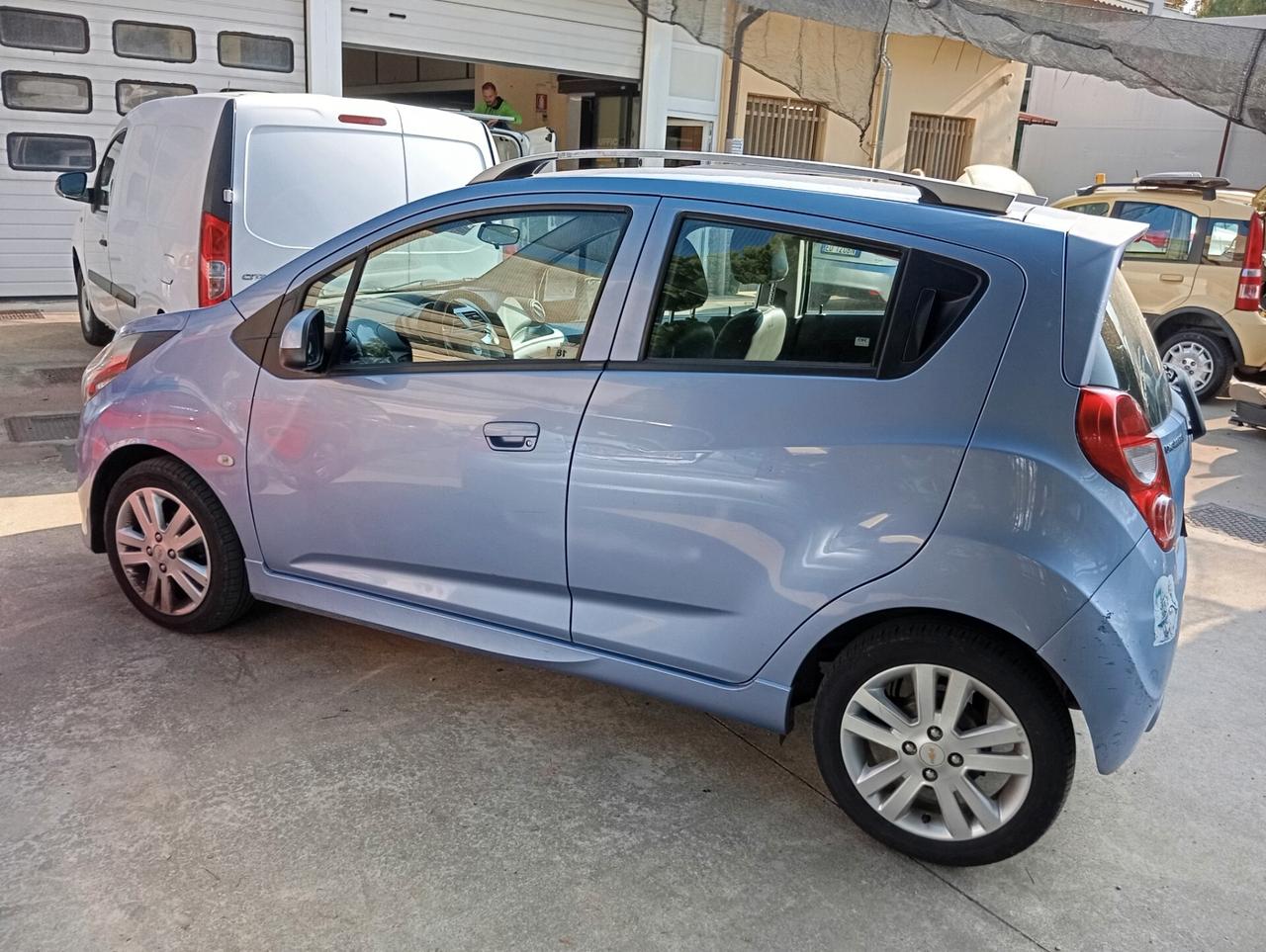 Chevrolet Spark 1.0 finanziabile valuto permute