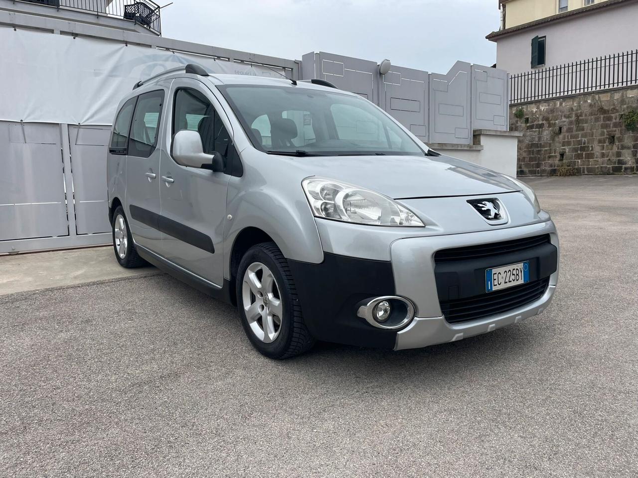 Peugeot Partner Tepee 1.6 HDi 90CV Outdoor