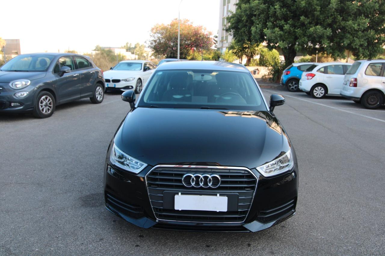 Audi A1 METAL PLUS