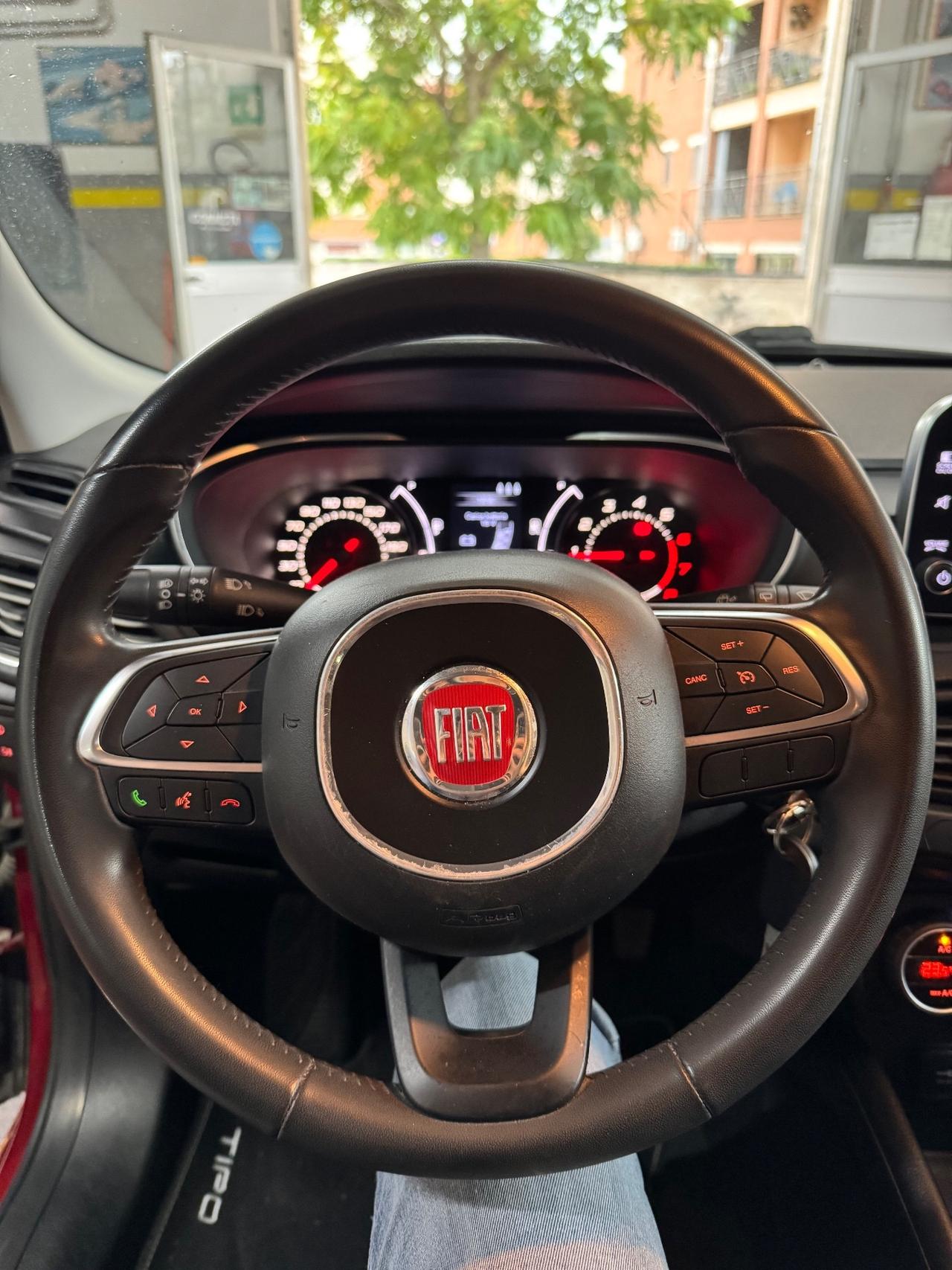 Fiat Tipo 1.4 T-Jet 120CV GPL SW Lounge