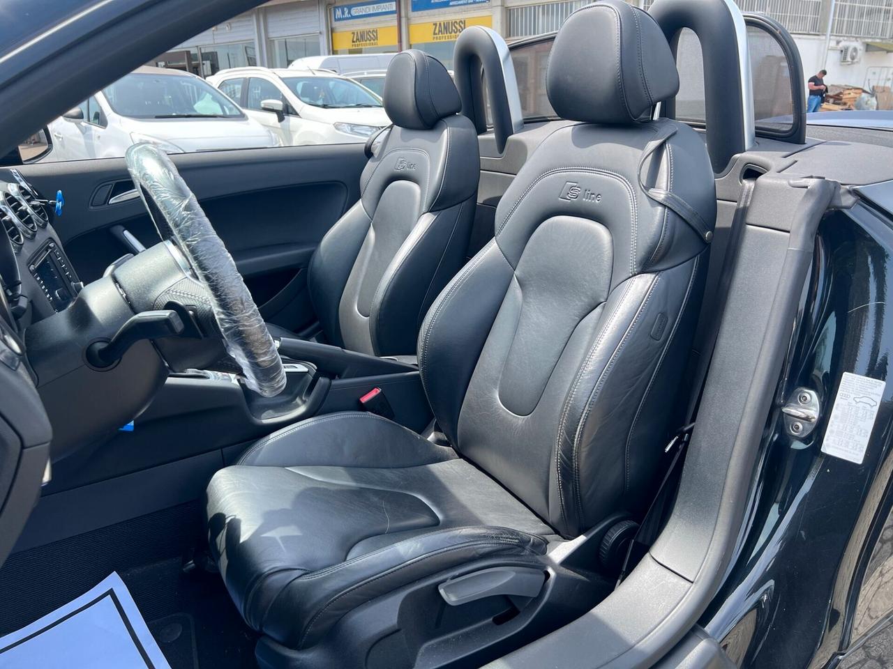 Audi TT Roadster 2.0 TFSI quattro S tronic