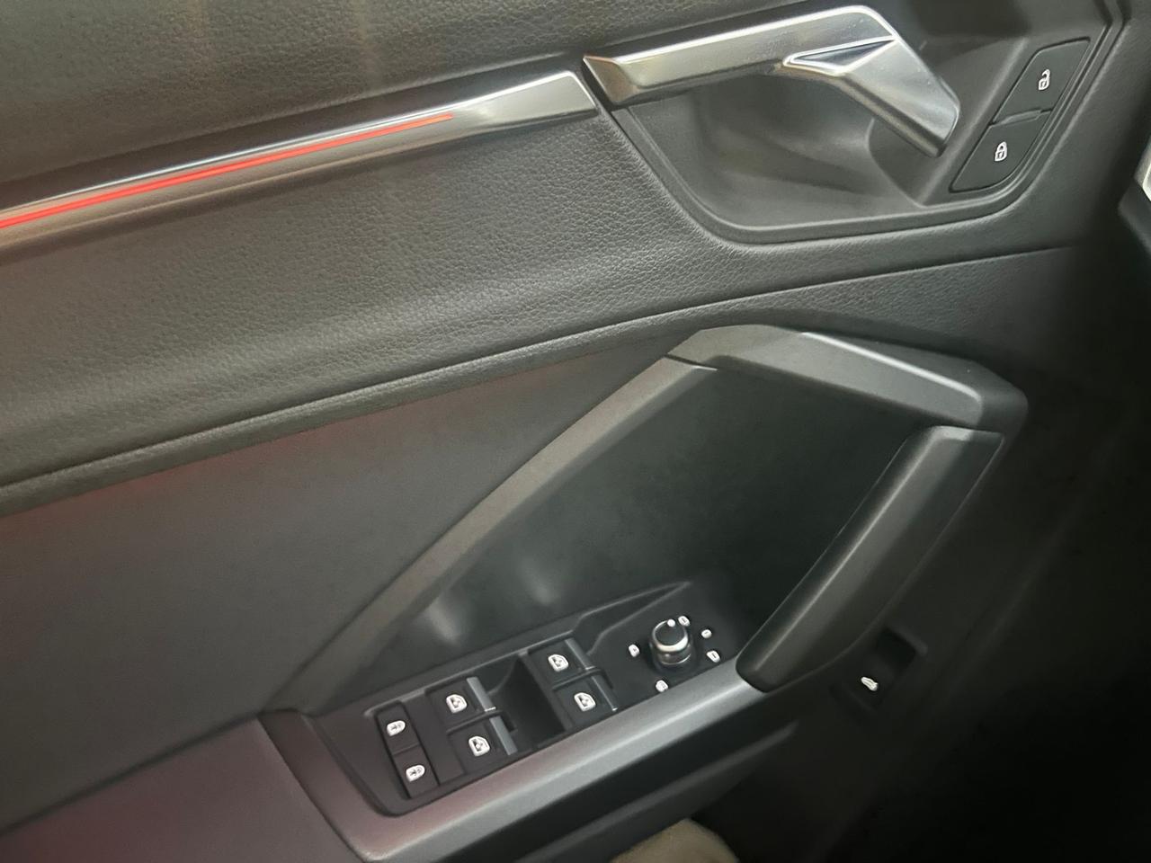 Audi Q3 40 TFSI quattro S tronic line edition