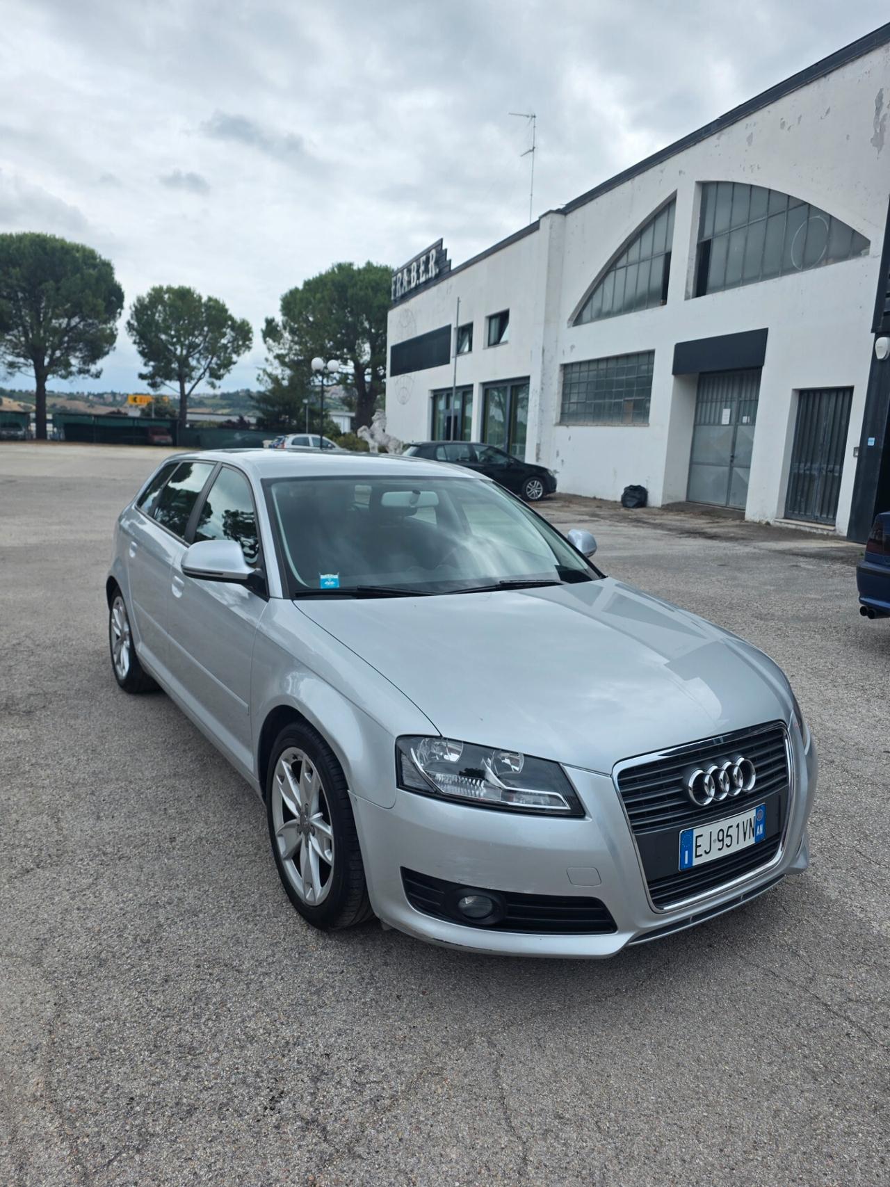 Audi A3 Neo patentati 74000" km