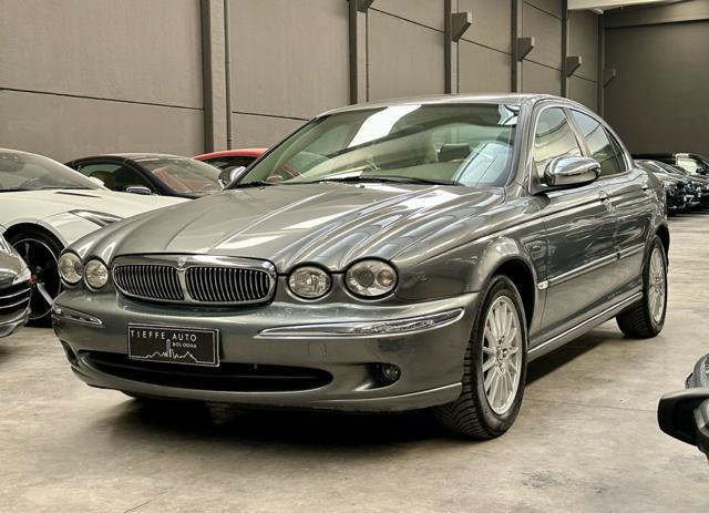 JAGUAR X-Type 2.2D cat Executive