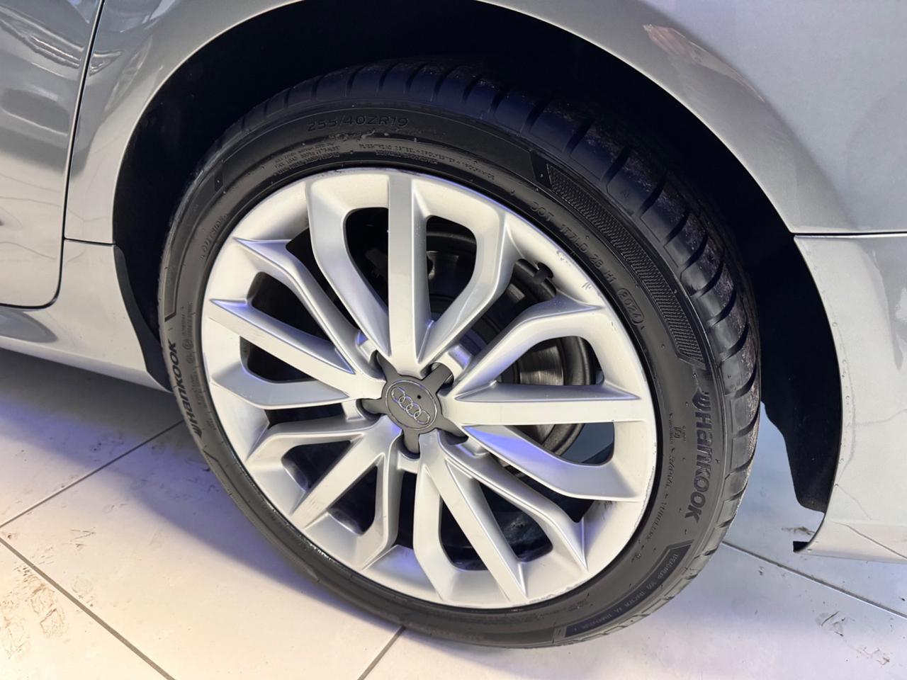 Audi A6 Avant 2.0 TDI 177 CV multitronic