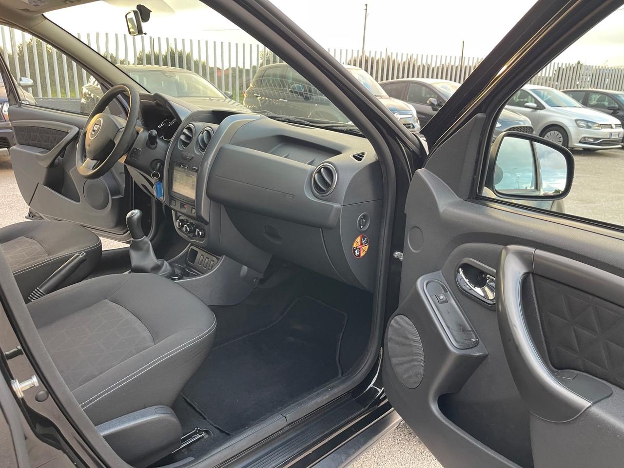 DACIA DUSTER 1.6 GPL FULL NAVI RESTYLING GPL 2035