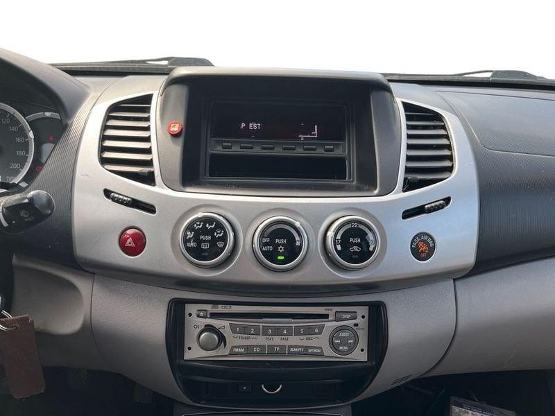Mitsubishi L200 L200 2.5 DI-D/178CV DC Intense Plus
