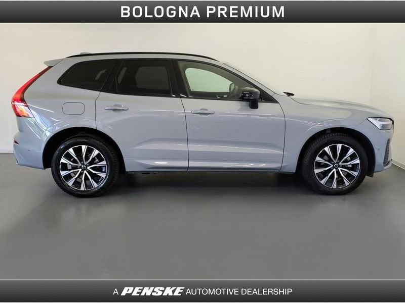 Volvo XC60 XC60 B5 AWD automatico Plus Dark