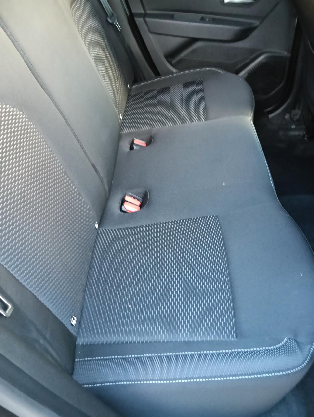 Dacia Duster 1.6 SCe GPL 4x2 Techroad