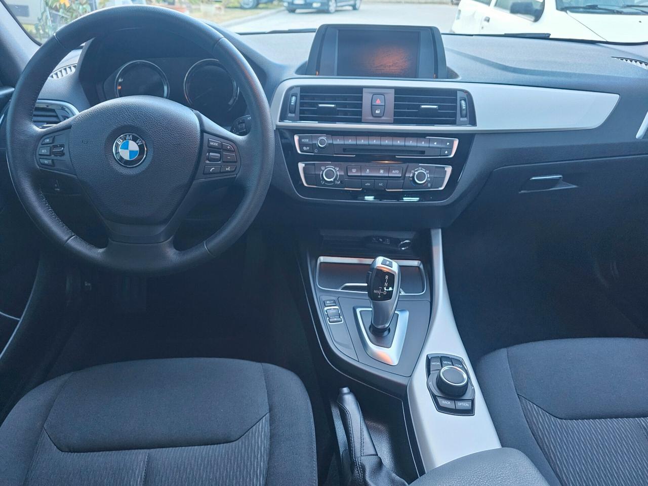 Bmw 118d 5p. Business