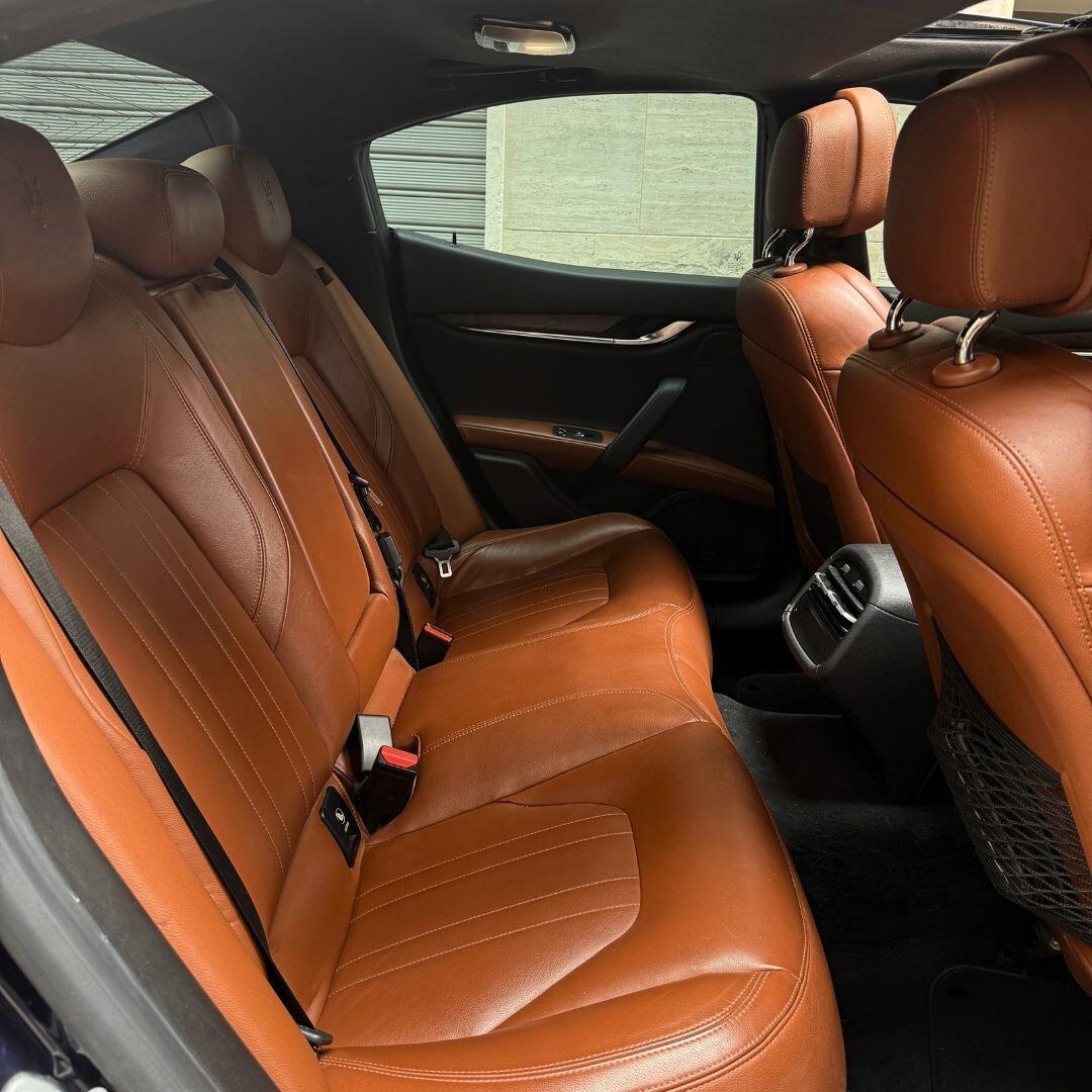 Maserati Ghibli V6 Diesel 275 CV Gransport **FULL**