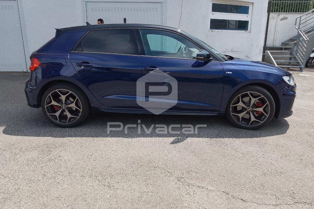 AUDI A1 SPB 40 TFSI S tronic Identity Black