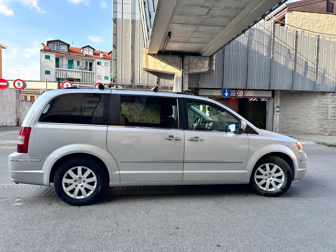 Chrysler Grand Voyager gran 2.8 crdi 7 posti euro 5 super full
