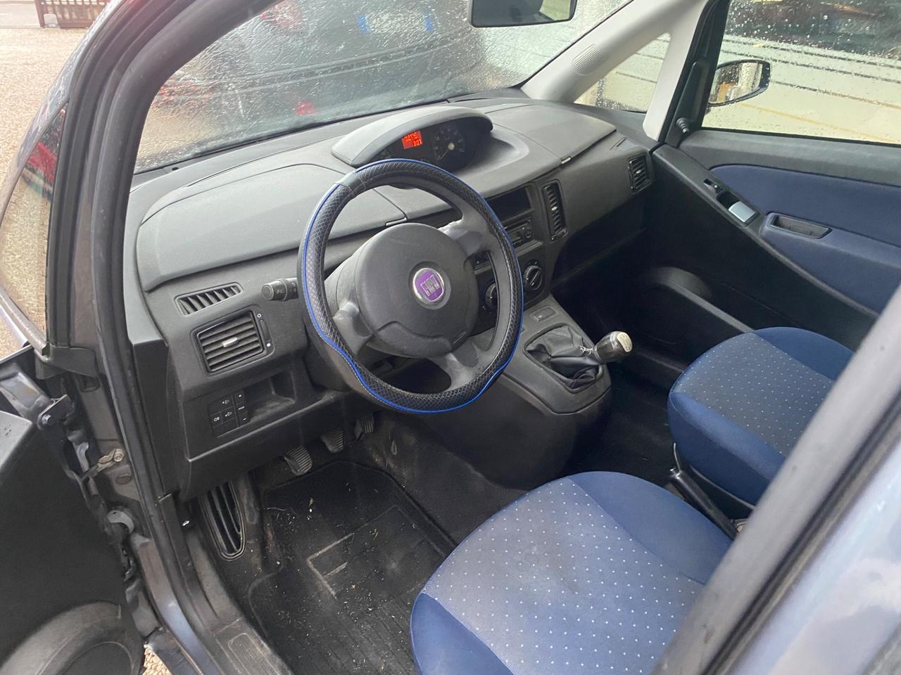 Fiat Idea 1.3 Multijet 16V 70 CV BlackEnergy