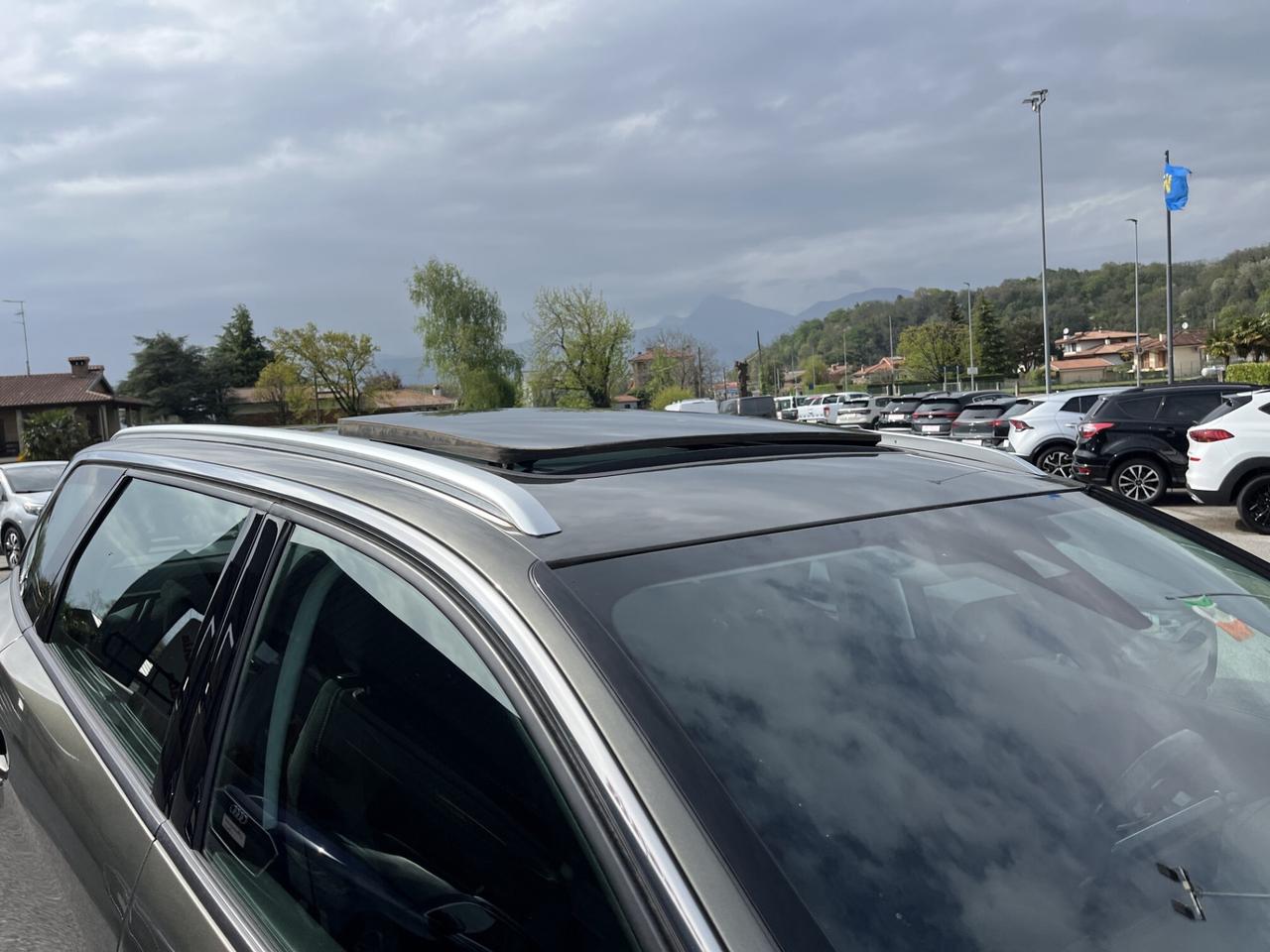 PEUGEOT 5008 1500 hdi 130 cv AUT. ALLURE 7 posti