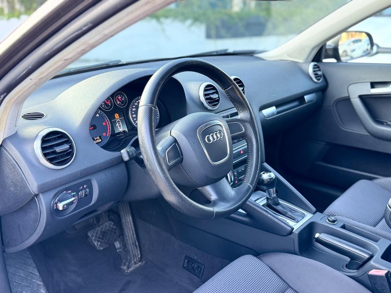 Audi A3 1.6 TDI 105cv s tronic - Neopatentati 2012