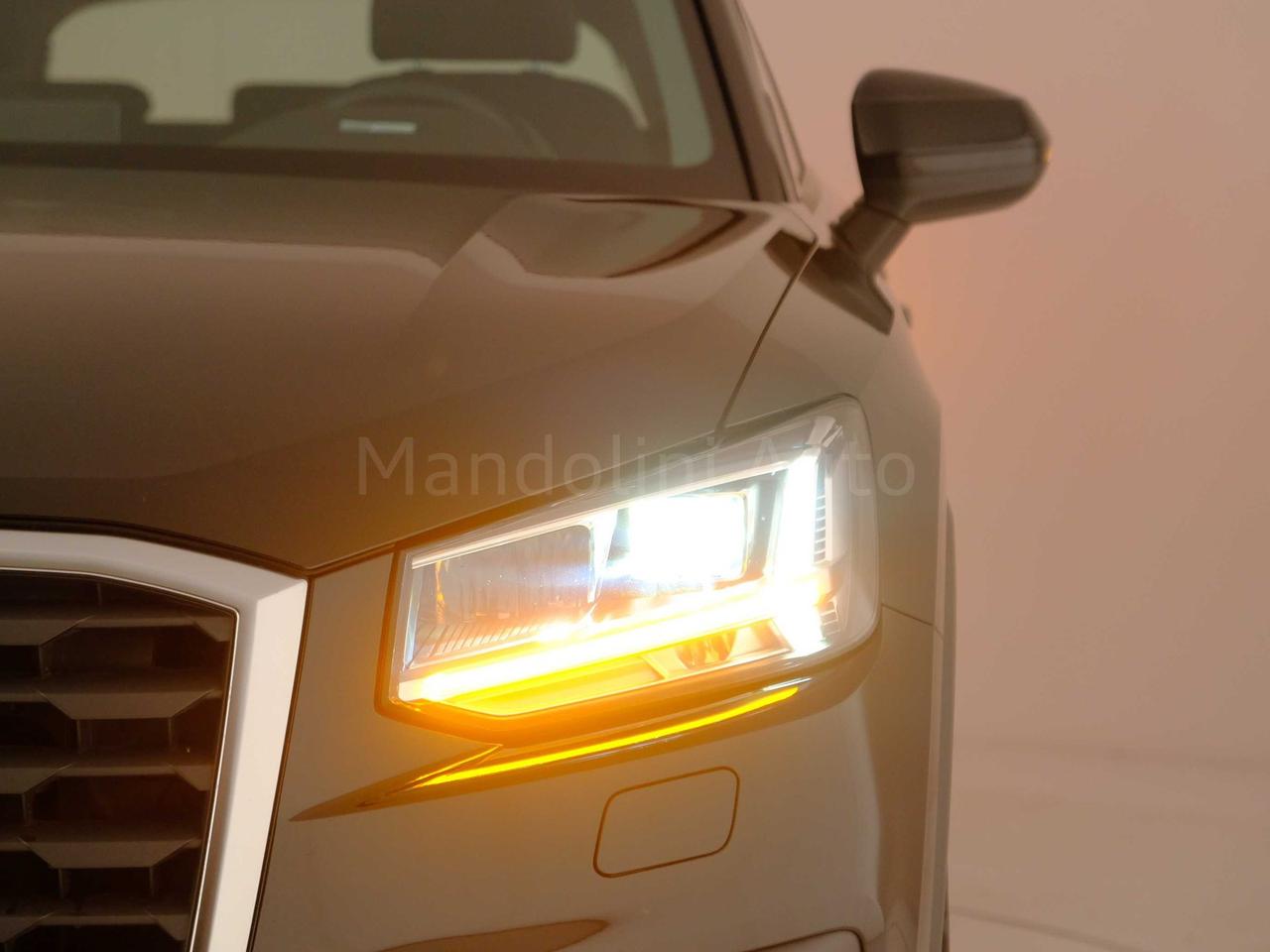 Audi Q2 1.4 tfsi business s tronic