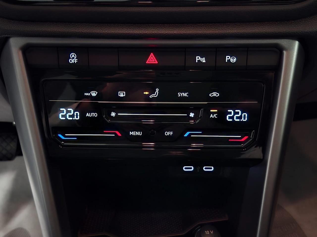 Volkswagen T-Roc 1500 TSI ACT 150CV Sport Km.0