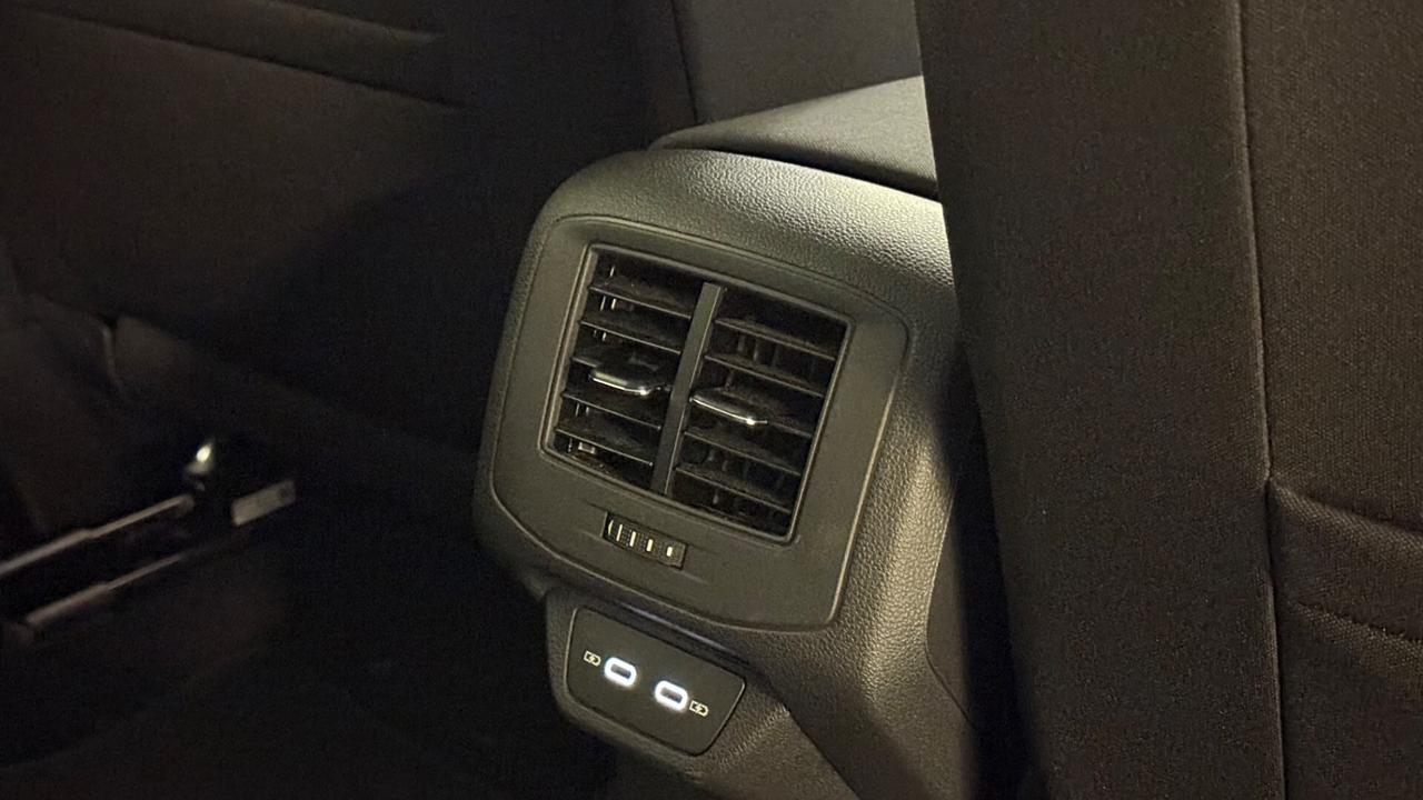 Volkswagen T-Roc 2.0 TDI 116cv Life 03/2024 Gancio Traino