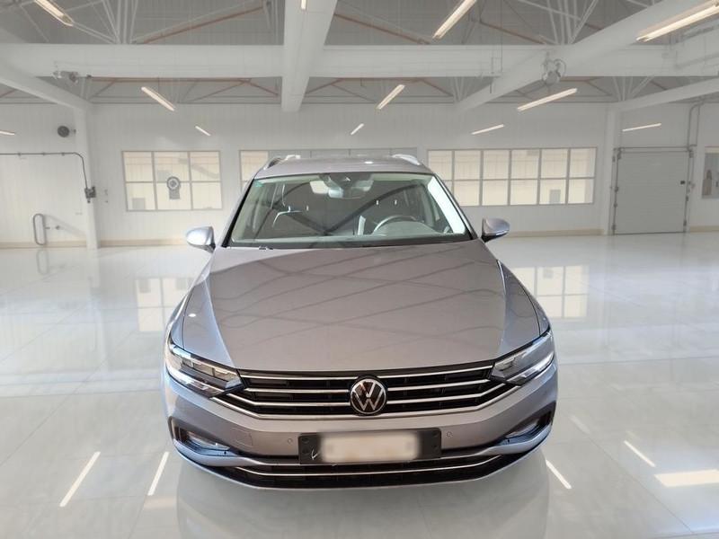 VOLKSWAGEN PASSAT VARIANT 2.0 TDI SCR EVO 90 KW BUSINESS DSG STATION WAGON