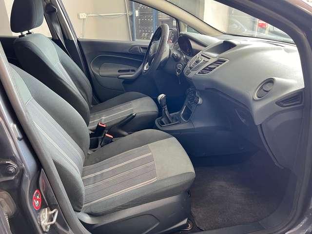 Ford Fiesta Fiesta 5p 1.4 16v + Gpl