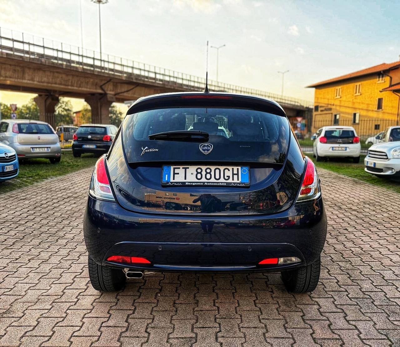 Lancia Ypsilon 1.2 69 CV 5 porte GPL OK NEOPATENTATI
