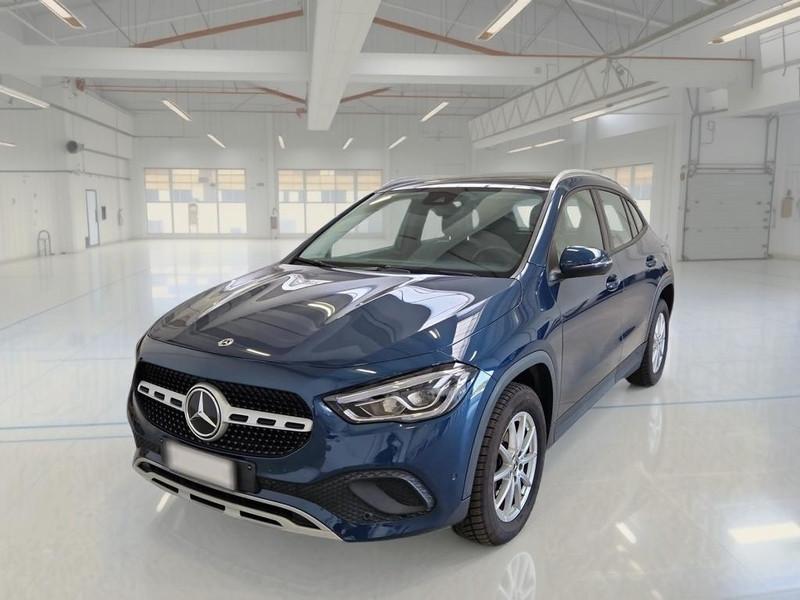 MERCEDES-BENZ GLA 200 d Automatic Business Extra