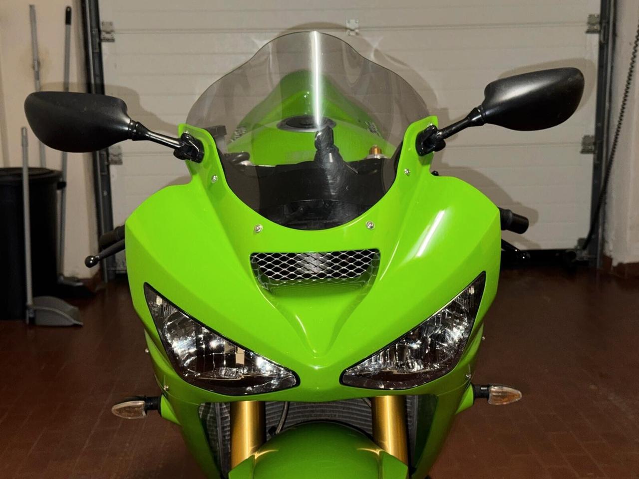 Kawasaki Ninja ZX-6 r-636
