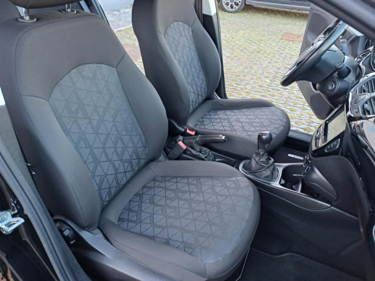 Opel Corsa 1.2 5 porte 120 Anniversary