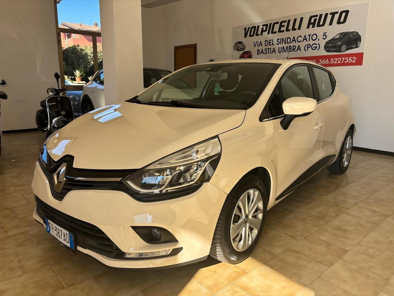 RENAULT CLIO ANNO 2018 BZ 1.2 ADATTA NEOPATENTATI KM 100 MILA