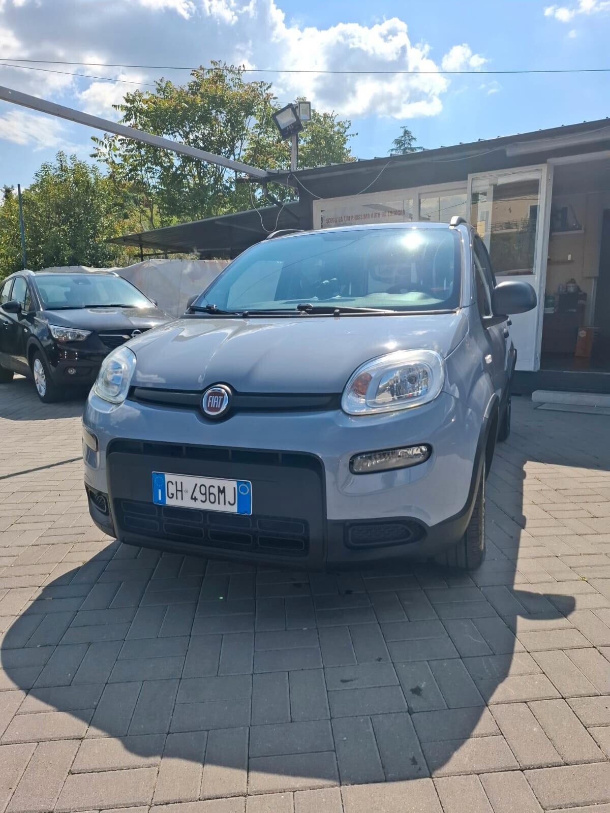 Fiat Panda 1.0 FireFly S&S Hybrid Neopatentati