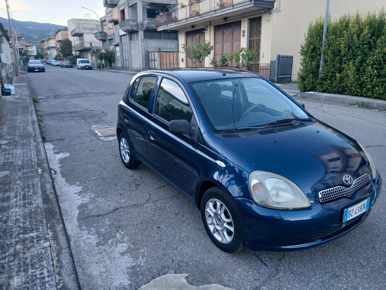 Toyota Yaris 1.4 tdi D-4D cat 5 porte