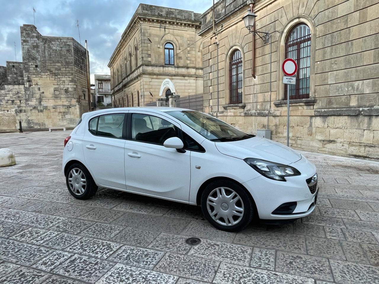 Corsa 1300 MJET CAMBIO AUTOMATICO