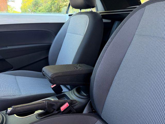 VOLKSWAGEN Maggiolino CABIO 2.0 TDI 110CV