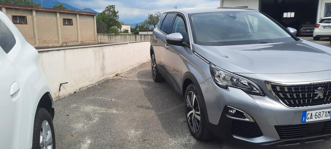 Peugeot 5008 BlueHDi 130 S&S Business