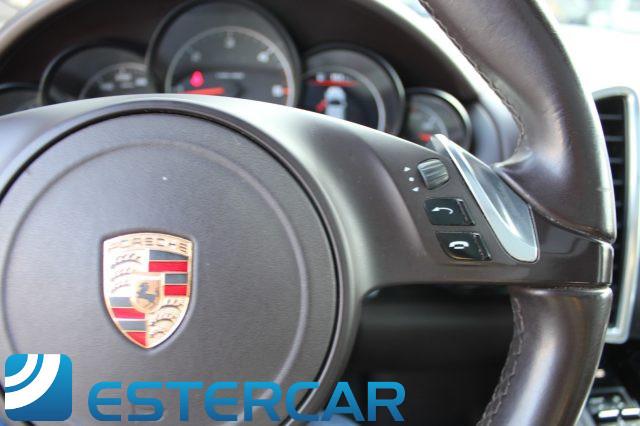 PORSCHE Cayenne 3.0 Diesel TETTO