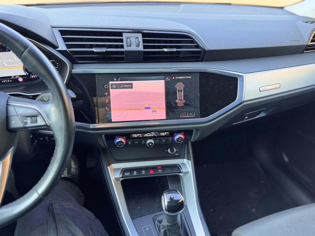 Audi Q3 S Line 2.0 35 TDI