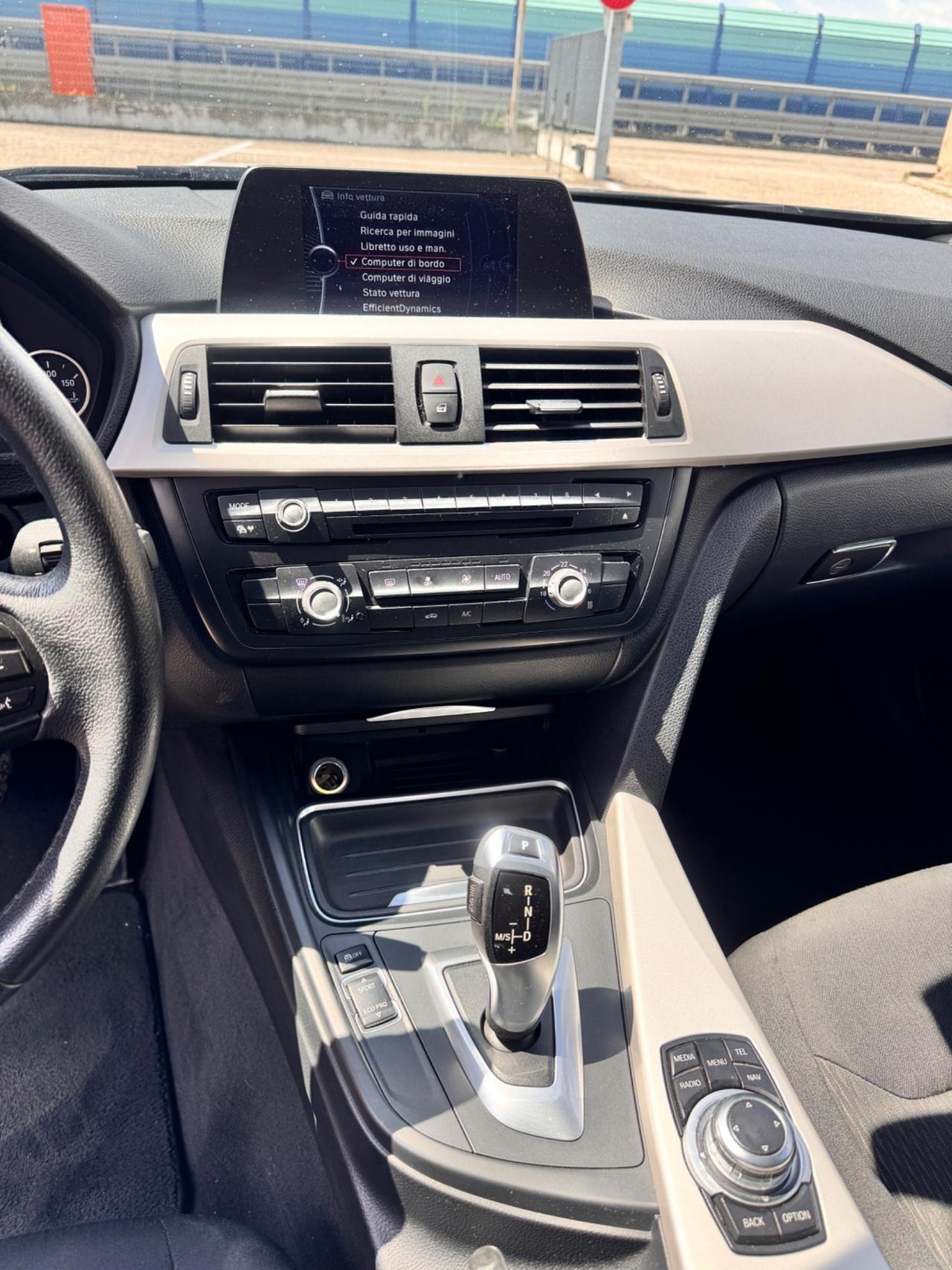 Bmw 318 320d Touring Modern