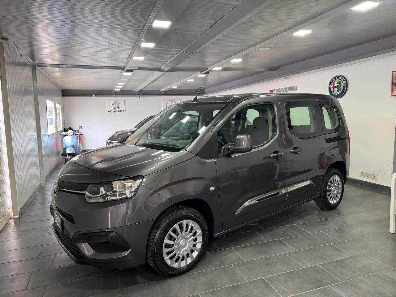 Toyota Proace City Verso 1.5D 100 CV S&S Short D Luxury