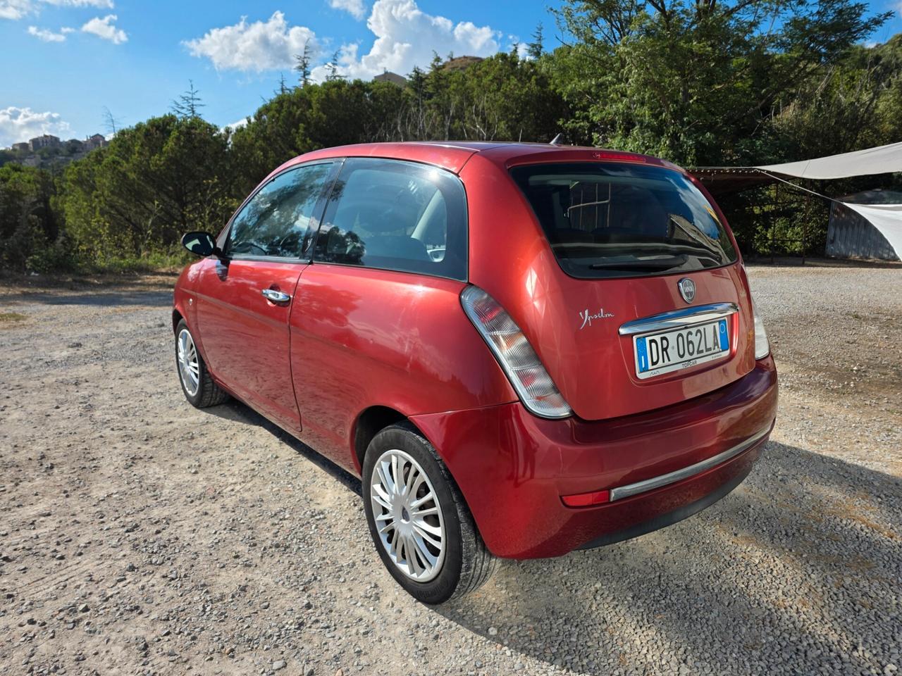 Lancia Ypsilon 1.2 Argento