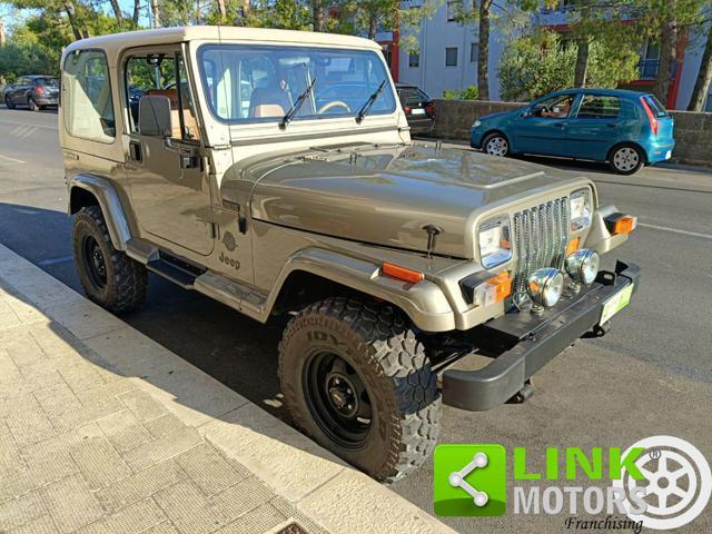 JEEP Wrangler SAHARA 2.5 BENZINA ASI