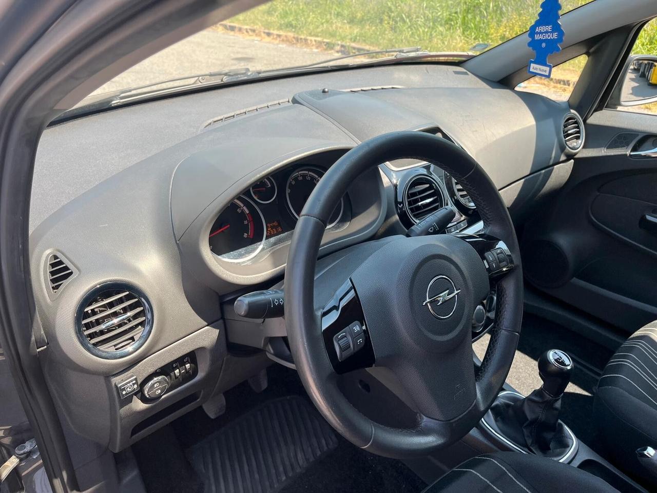 Opel Corsa 1.2 80CV 5 porte GPL-TECH **NEOPATENTATI**