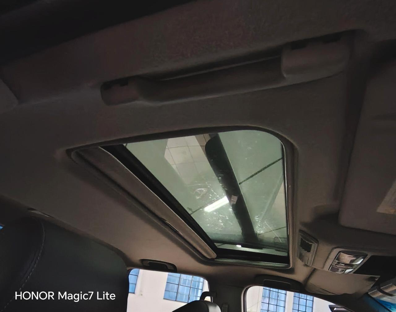 Nissan Navara 2.5 dCi 190CV 4 porte Double Cab LE