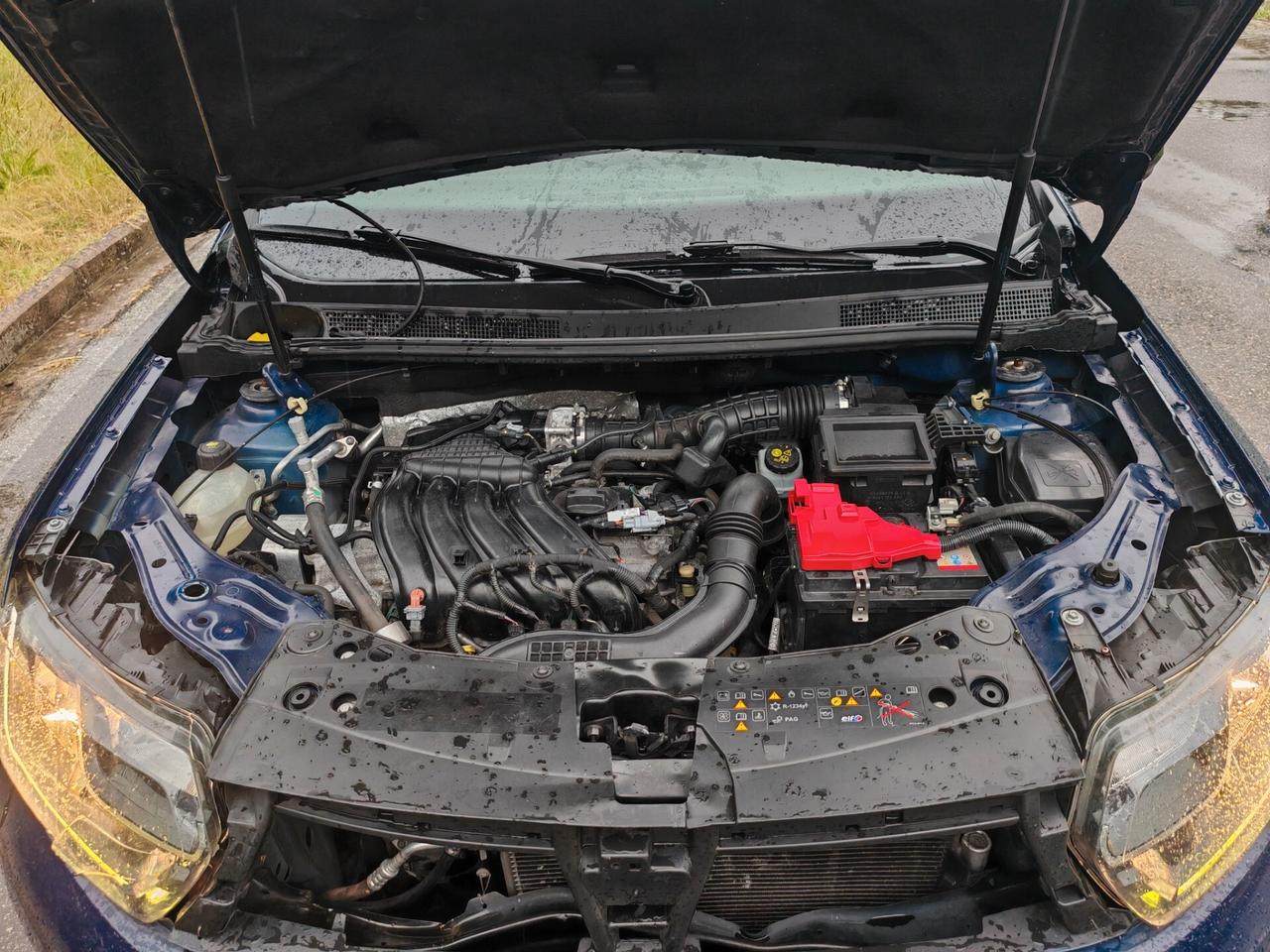 Dacia Duster 1.6 SCe GPL Incidentata