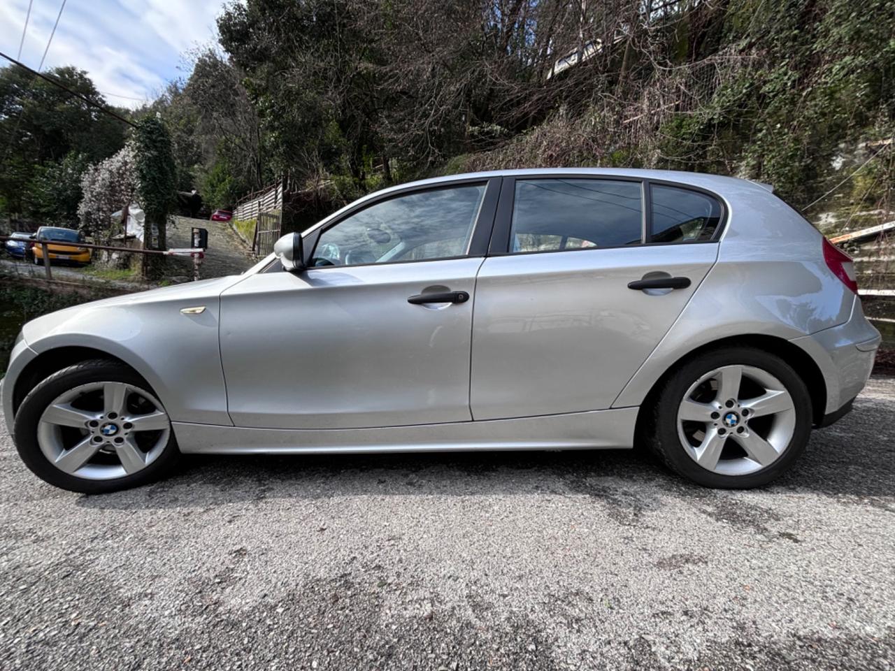 Bmw 116 116i cat 5 porte Attiva