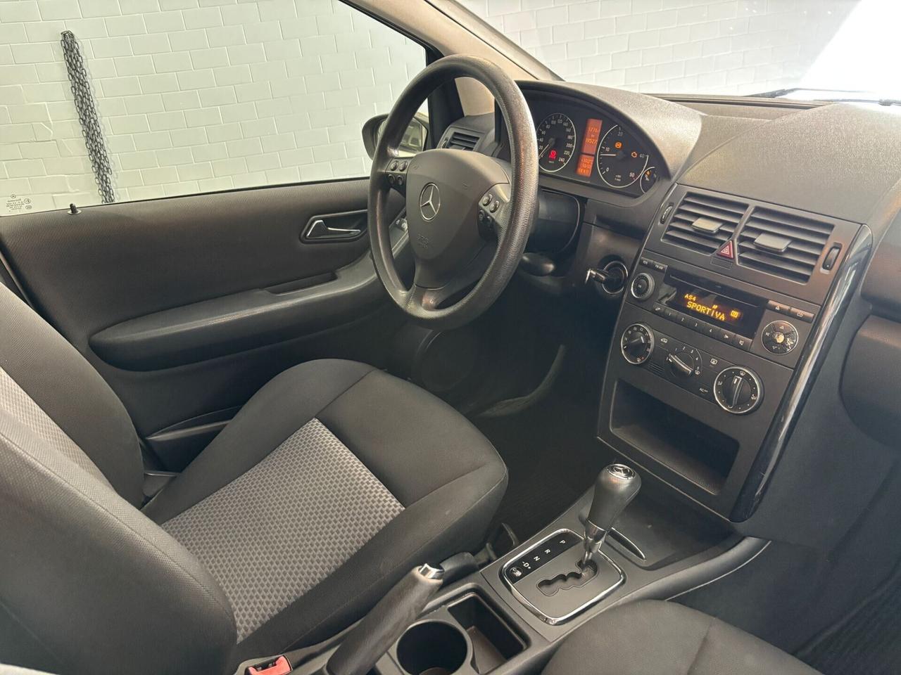 Mercedes-benz A 180 CDI automatica