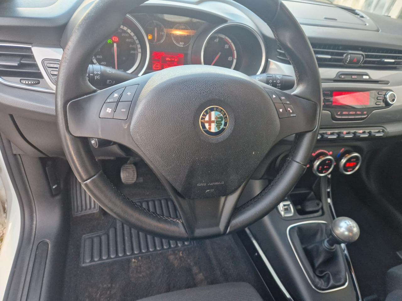 Alfa Romeo Giulietta 1.6 JTDm-2 105 CV Distinctive