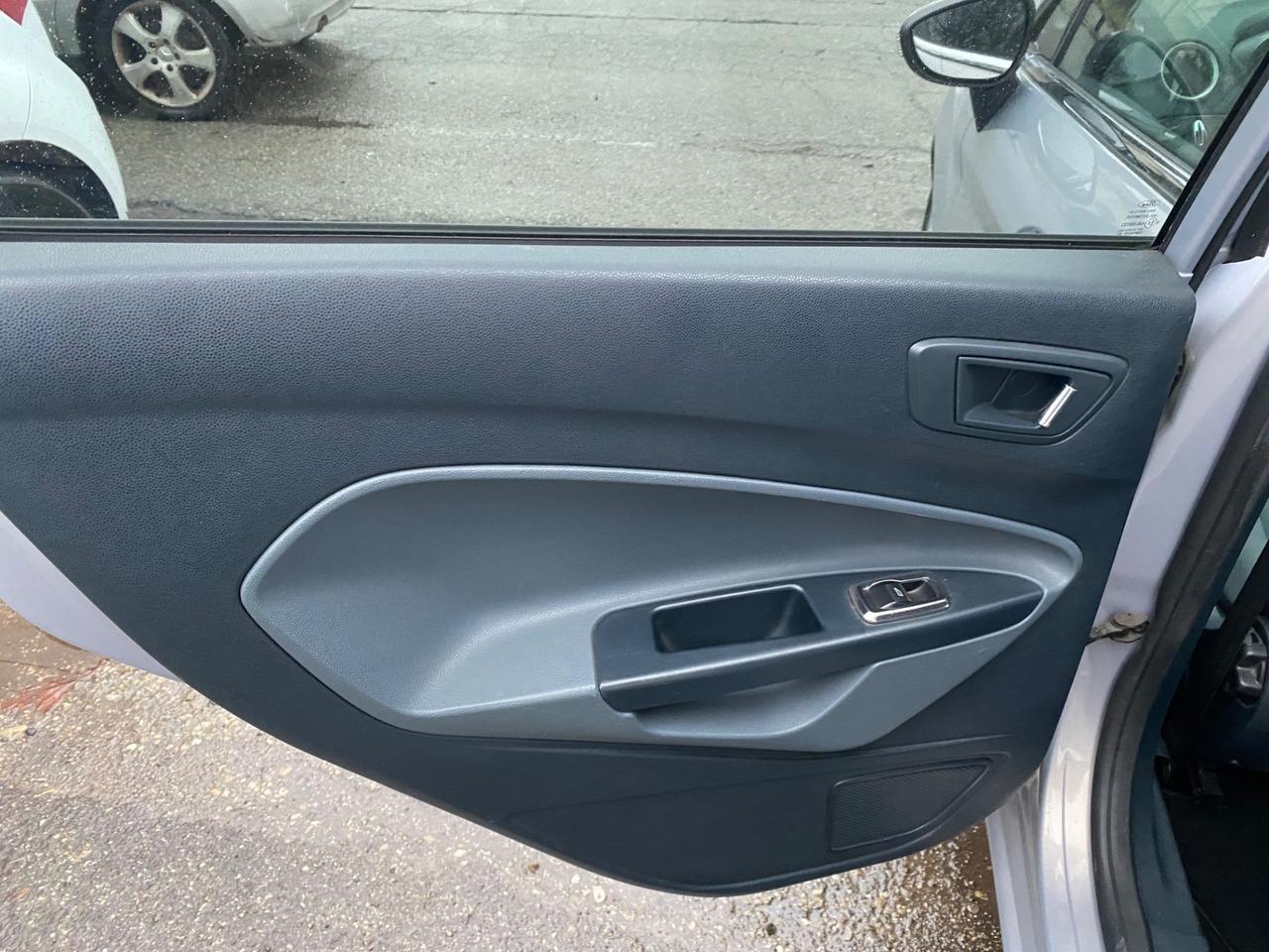 Ford Fiesta 1.2 60CV 5p. Tit.