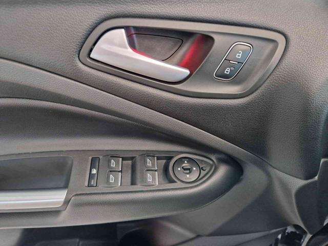 FORD Kuga 1.5 TDCI 120 CV S&S 2WD Powershift Titanium